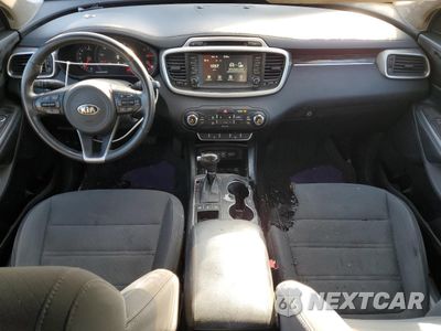 Zdjęcie 8 z 13 samochodu: 2017 KIA SORENTO LX VIN:5XYPGDA57HG321583 - miniatura