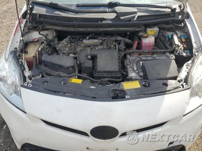 Zdjęcie 11 z 14 samochodu: 2014 TOYOTA PRIUS VIN:JTDKN3DU6E0387265 - miniatura