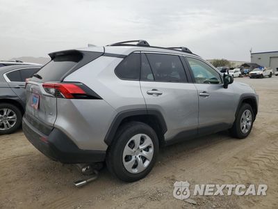 Trzecie zdjęcie samochodu z tyłu: 2019 TOYOTA RAV4 LE VIN:JTMH1RFV2KJ010310 - miniatura