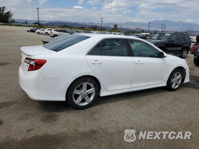 Trzecie zdjęcie samochodu z tyłu: 2014 TOYOTA CAMRY L VIN:4T1BF1FK2EU443056 - miniatura