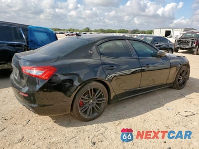 Trzecie zdjęcie samochodu z tyłu: 2018 MASERATI GHIBLI VIN:ZAM57XSA5J1304898 - miniatura