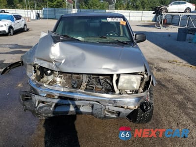 Piąte zdjęcie samochodu w środku: 2000 NISSAN FRONTIER CREW CAB XE VIN:1N6ED27Y6YC327396 - miniatura