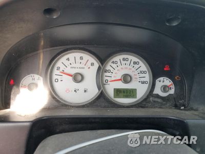 Zdjęcie 9 z 15 samochodu: 2005 FORD ESCAPE XLT VIN:1FMYU93155KB68451 - miniatura