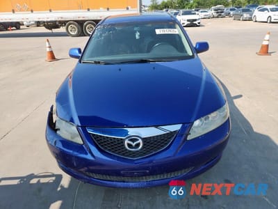 Piąte zdjęcie samochodu w środku: 2005 MAZDA 6 S VIN:1YVHP80D555M71212 - miniatura