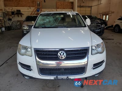 Piąte zdjęcie samochodu w środku: 2009 VOLKSWAGEN TOUAREG 2 V6 VIN:WVGBE77L39D015161 - miniatura