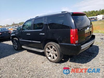 Drugie zdjęcie samochodu z przodu: 2008 CADILLAC ESCALADE LUXURY VIN:1GYFK63858R130592 - miniatura