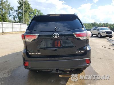 Zdjęcie 6 z 16 samochodu: 2015 TOYOTA HIGHLANDER XLE VIN:5TDJKRFH6FS203500 - miniatura