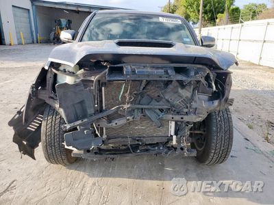 Piąte zdjęcie samochodu w środku: 2021 TOYOTA TACOMA DOUBLE CAB VIN:5TFAZ5CNXMX110131 - miniatura