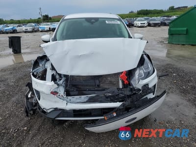 Piąte zdjęcie samochodu w środku: 2022 FORD ESCAPE SEL VIN:1FMCU9H98NUA44882 - miniatura