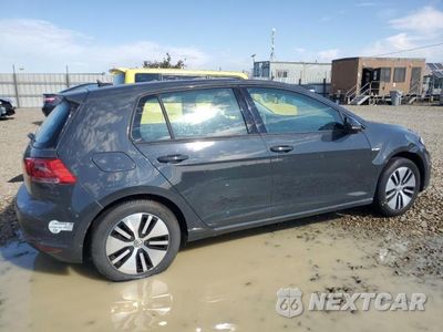 Trzecie zdjęcie samochodu z tyłu: 2016 VOLKSWAGEN E-GOLF SE VIN:WVWKP7AU0GW916778 - miniatura