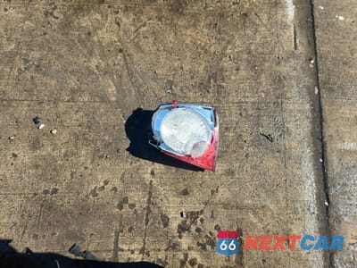 Zdjęcie 12 z 13 samochodu: 2002 NISSAN SENTRA SE-R SPEC V VIN:3N1AB51D22L708210 - miniatura