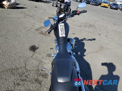 Zdjęcie 6 z 9 samochodu: 2015 HONDA VT1300 CX VIN:JH2SC6114FK500175 - miniatura