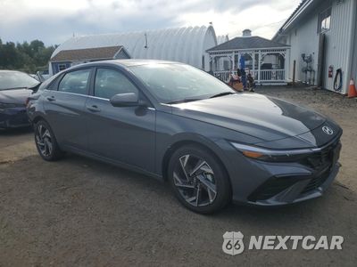 Czwarte zdjęcie samochodu z boku: 2025 HYUNDAI ELANTRA LIMITED VIN:KMHLN4DJXSU164842 - miniatura
