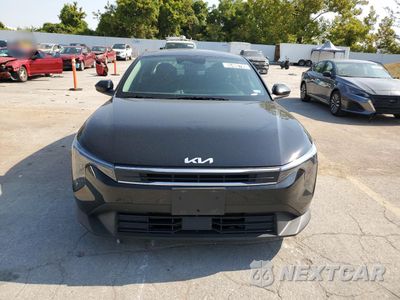 Piąte zdjęcie samochodu w środku: 2025 KIA K4 LX VIN:3KPFT4DE3SE098269 - miniatura