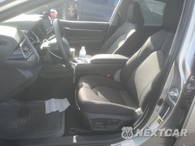 Zdjęcie 7 z 12 samochodu: 2023 TOYOTA CAMRY LE VIN:4T1C11AK0PU815460 - miniatura