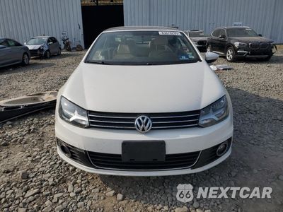 Piąte zdjęcie samochodu w środku: 2012 VOLKSWAGEN EOS KOMFORT VIN:WVWBW7AH4CV013183 - miniatura