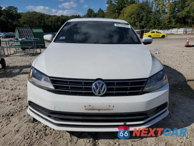 Piąte zdjęcie samochodu w środku: 2018 VOLKSWAGEN JETTA SE VIN:3VWDB7AJ1JM253626 - miniatura