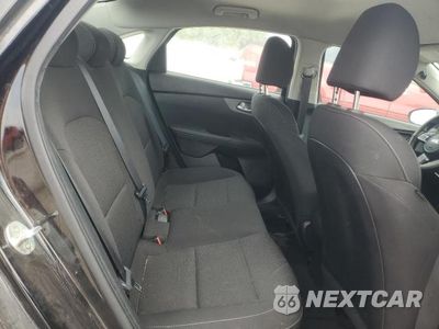 Zdjęcie 10 z 13 samochodu: 2019 KIA FORTE FE VIN:3KPF24AD3KE127400 - miniatura