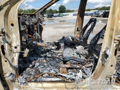 Zdjęcie 7 z 11 samochodu: 2021 GMC SIERRA K1500 DENALI VIN:3GTU9FET0MG124672 - miniatura