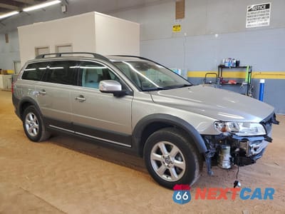 Czwarte zdjęcie samochodu z boku: 2012 VOLVO XC70 3.2 VIN:YV4952BZ9C1145761 - miniatura