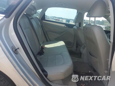 Zdjęcie 10 z 12 samochodu: 2012 VOLKSWAGEN PASSAT SE VIN:1VWBH7A33CC043718 - miniatura