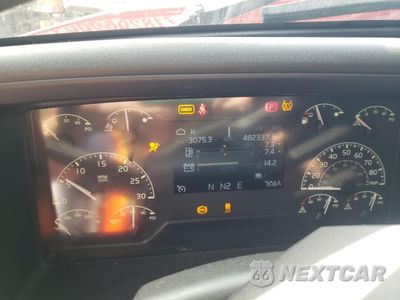 Zdjęcie 8 z 10 samochodu: 2020 VOLVO VN VNL VIN:4V4NC9EH0LN233713 - miniatura