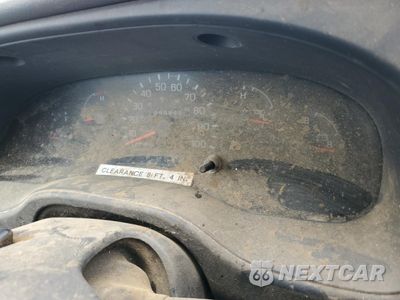 Zdjęcie 9 z 13 samochodu: 2003 FORD ECONOLINE E250 VAN VIN:1FTNE24W63HC02719 - miniatura