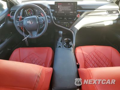 Zdjęcie 8 z 16 samochodu: 2024 TOYOTA CAMRY XSE VIN:4T1K31AK8RU078761 - miniatura