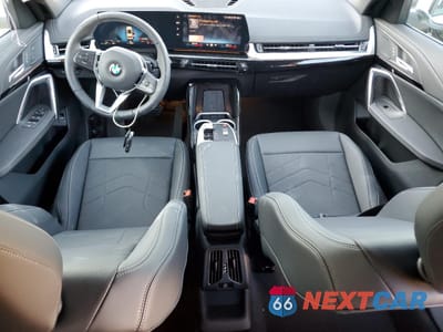 Zdjęcie 8 z 12 samochodu: 2026 BMW X1 XDRIVE28I VIN:WBX73EF09T5409344 - miniatura