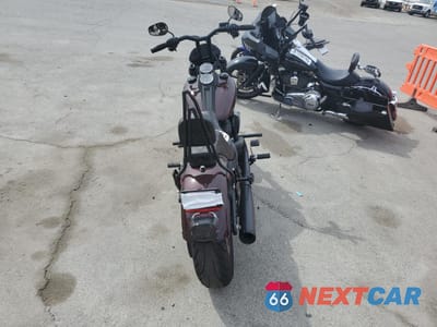 Czwarte zdjęcie samochodu z boku: 2021 HARLEY-DAVIDSON FXLRS VIN:1HD1YWK20MB012978 - miniatura