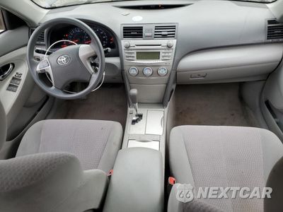Zdjęcie 8 z 14 samochodu: 2010 TOYOTA CAMRY BASE VIN:4T1BF3EK1AU036675 - miniatura