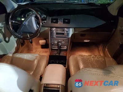 Zdjęcie 8 z 13 samochodu: 2011 VOLVO XC90 3.2 VIN:YV4952CYXB1579675 - miniatura