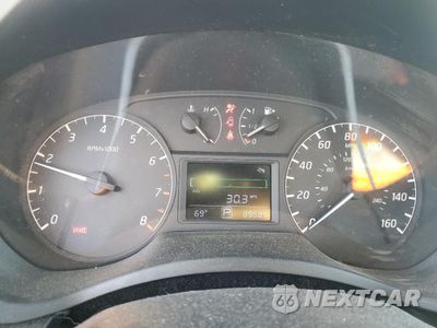 Zdjęcie 9 z 12 samochodu: 2016 NISSAN SENTRA VIN:3N1AB7AP6GY314662 - miniatura