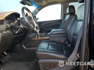 Zdjęcie 7 z 14 samochodu: 2017 CHEVROLET SUBURBAN K1500 LT VIN:1GNSKHKC8HR230442 - miniatura
