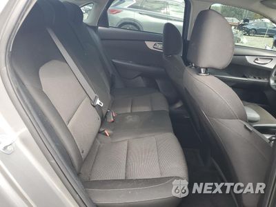 Zdjęcie 10 z 15 samochodu: 2022 KIA FORTE FE VIN:3KPF24AD8NE435067 - miniatura