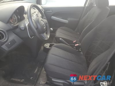 Zdjęcie 7 z 12 samochodu: 2012 MAZDA MAZDA2 VIN:JM1DE1KY5C0135720 - miniatura