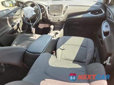 Zdjęcie 8 z 13 samochodu: 2025 CHEVROLET MALIBU RS VIN:1G1ZG5ST8SF102243 - miniatura