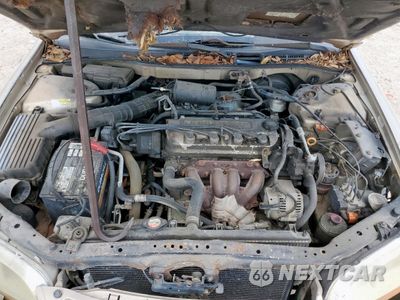 Zdjęcie 11 z 15 samochodu: 2002 HONDA ACCORD EX VIN:JHMCG66862C005115 - miniatura