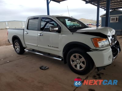 Czwarte zdjęcie samochodu z boku: 2015 NISSAN TITAN S VIN:1N6BA0ED1FN514238 - miniatura