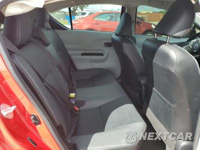 Zdjęcie 10 z 15 samochodu: 2014 TOYOTA PRIUS C VIN:JTDKDTB31E1068704 - miniatura