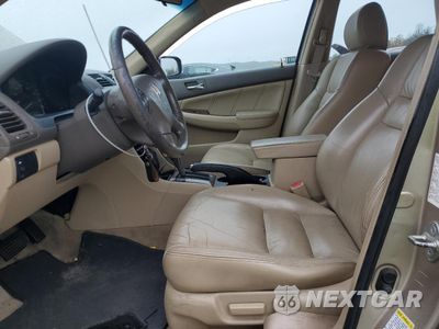 Zdjęcie 7 z 12 samochodu: 2006 HONDA ACCORD EX VIN:1HGCM56876A138201 - miniatura