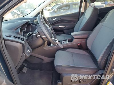 Zdjęcie 7 z 16 samochodu: 2019 FORD ESCAPE SE VIN:1FMCU9GD9KUA68433 - miniatura