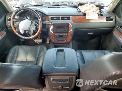 Zdjęcie 8 z 14 samochodu: 2008 CHEVROLET SILVERADO K2500 HEAVY DUTY VIN:1GCHK236X8F128943 - miniatura