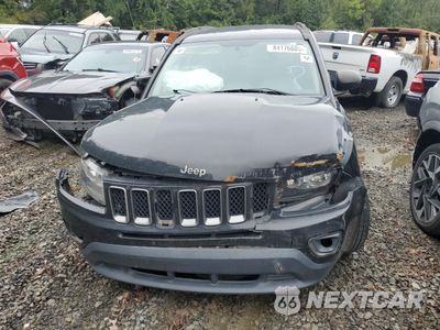 Piąte zdjęcie samochodu w środku: 2016 JEEP COMPASS SPORT VIN:1C4NJCBA1GD776716 - miniatura
