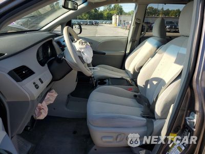 Zdjęcie 7 z 15 samochodu: 2013 TOYOTA SIENNA LE VIN:5TDKK3DC2DS300862 - miniatura