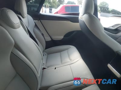 Zdjęcie 10 z 14 samochodu: 2021 TESLA MODEL S VIN:5YJSA1E66MF432060 - miniatura