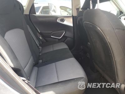 Zdjęcie 10 z 15 samochodu: 2020 KIA SOUL LX VIN:KNDJ23AU9L7083893 - miniatura