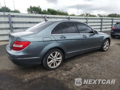 Trzecie zdjęcie samochodu z tyłu: 2012 MERCEDES-BENZ C 250 VIN:WDDGF4HB0CA612469 - miniatura