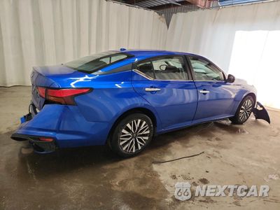 Trzecie zdjęcie samochodu z tyłu: 2025 NISSAN ALTIMA SV VIN:1N4BL4DV0SN301862 - miniatura