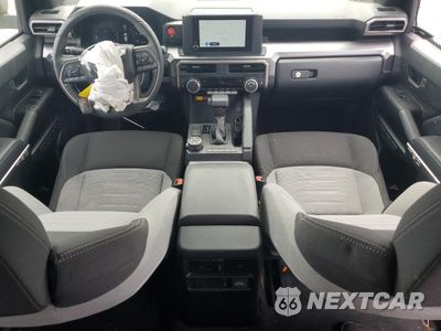 Zdjęcie 8 z 14 samochodu: 2025 TOYOTA 4RUNNER SR5 VIN:JTEVA5BR3S5014259 - miniatura